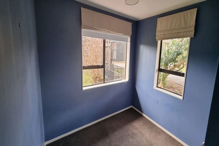 Photo of property in 2/3 Skilling Place, Farm Cove, Auckland, 2012