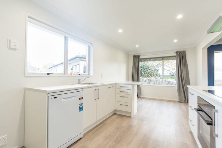 Photo of property in 21 Carter Crescent, Awapuni, Palmerston North, 4412