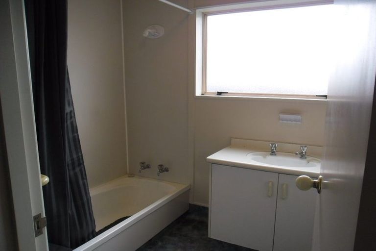 Photo of property in 176 Charles Street, Westshore, Napier, 4110