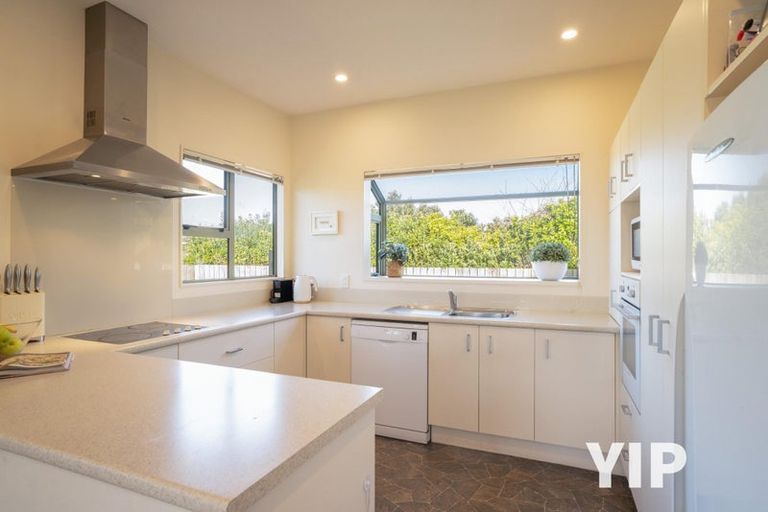 Photo of property in 30 Ring Lane, Paparangi, Wellington, 6037