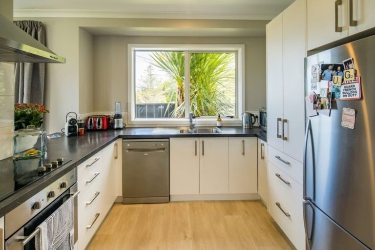 Photo of property in 15 Monowai Road, Johnsonville, Wellington, 6037