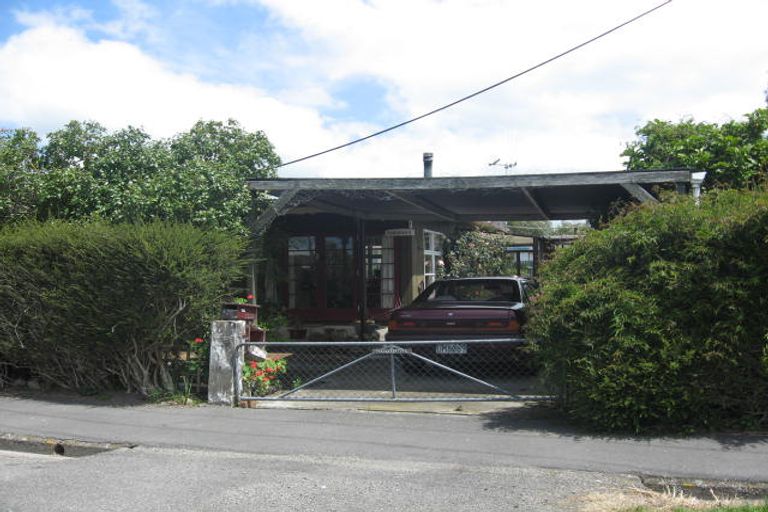 Photo of property in 12 Queen Street, Pahiatua, 4910