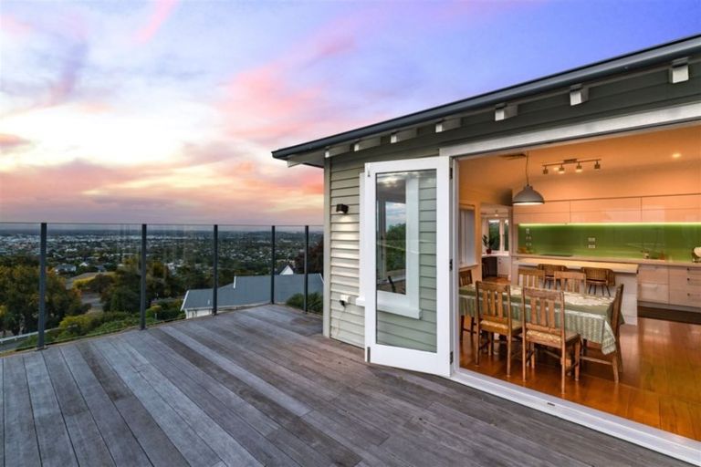 Photo of property in 4 Kidson Terrace, Cashmere, Christchurch, 8022