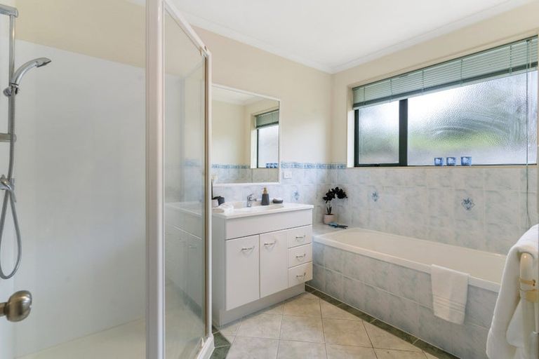 Photo of property in 3 Morewa Place, Takanini, 2112