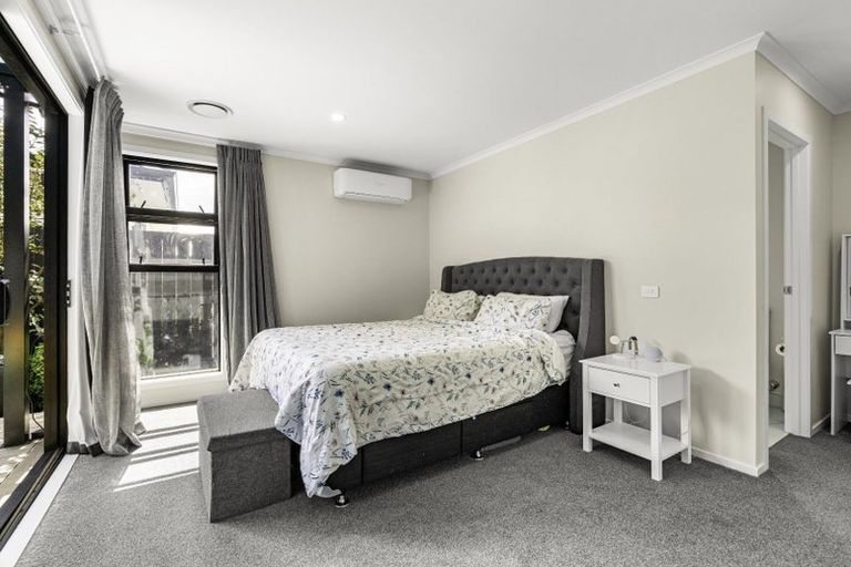 Photo of property in 2 Inuwai Street, Glenview, Hamilton, 3206