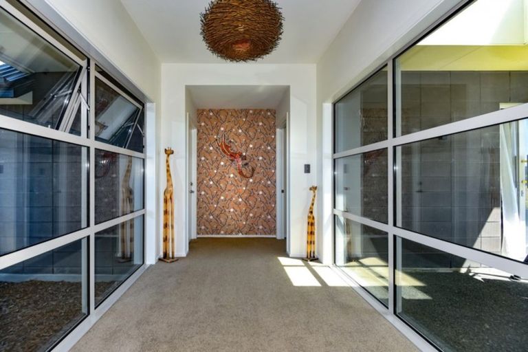 Photo of property in 10 Landsborough Drive, Darfield, 7571