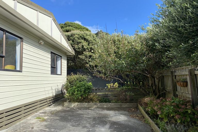 Photo of property in 1/67 Hector Street, Seatoun, Wellington, 6022