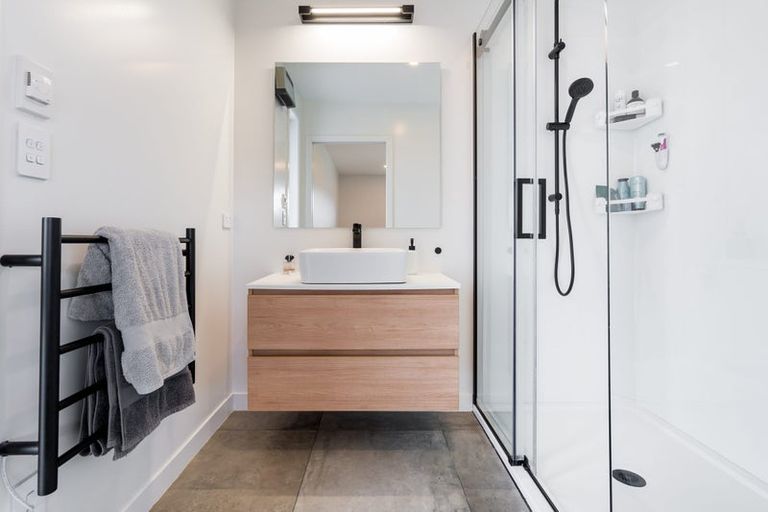 Photo of property in 2 Franks Place, Outram, 9019