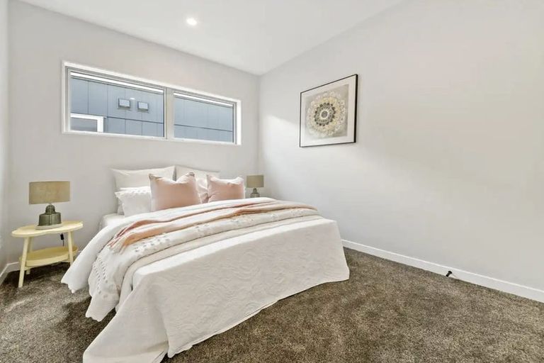 Photo of property in 13 Yellow Pear Lane, Karaka, 2578