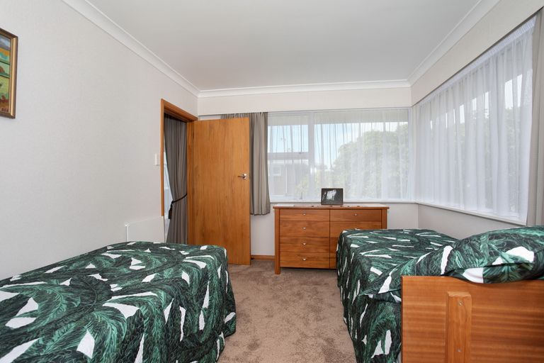 Photo of property in 17 Henare Street, West End, Palmerston North, 4412