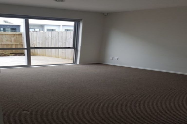 Photo of property in 32/5 Perekia Street, Albany, Auckland, 0632