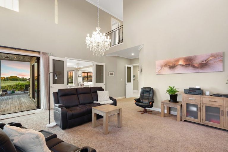 Photo of property in 166 Oriental Parade, Papamoa Beach, Papamoa, 3118