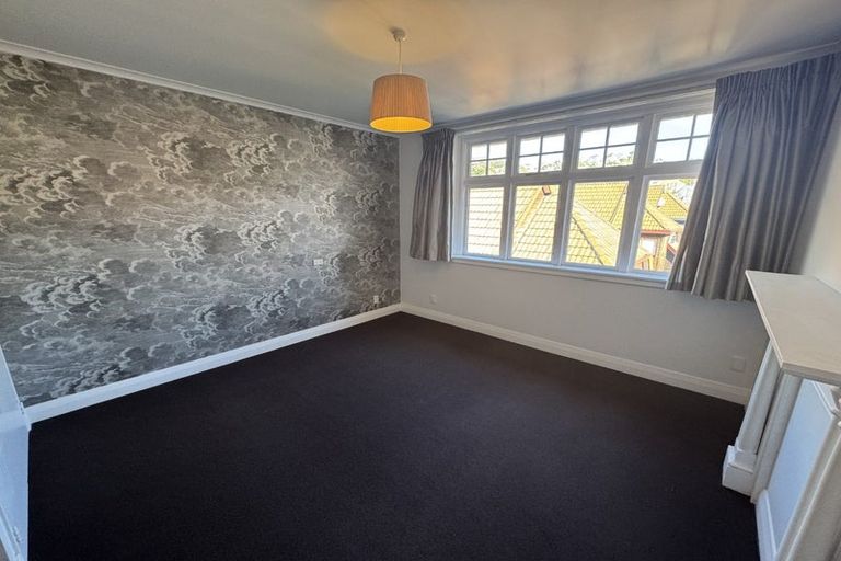 Photo of property in 14 Glen Road, Kelburn, Wellington, 6012