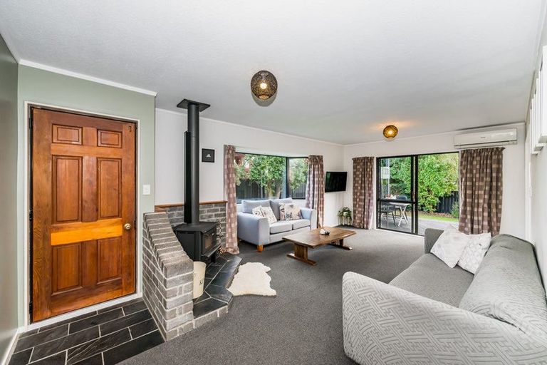 Photo of property in 55 Campbell Avenue, Paraparaumu, 5032
