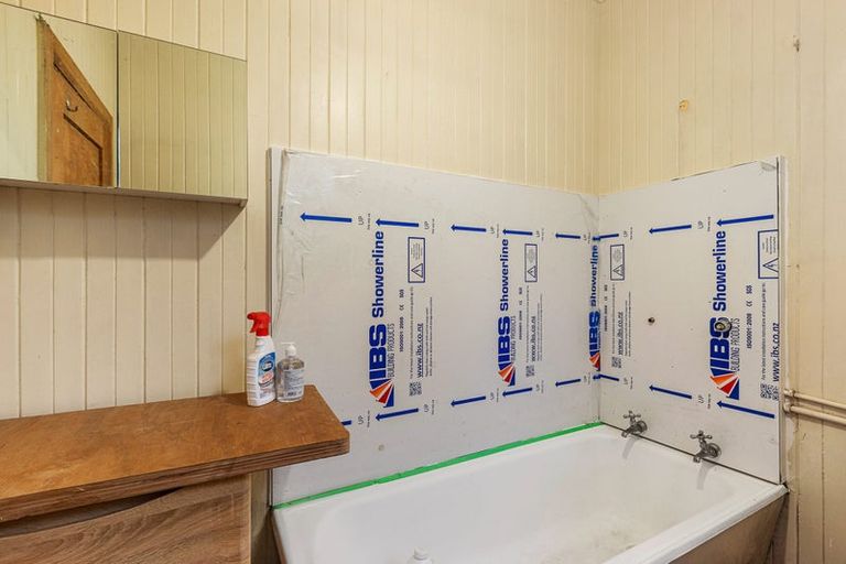 Photo of property in 17 Motueka Street, Ngaio, Wellington, 6035