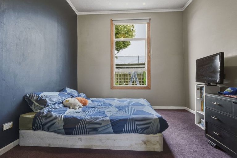 Photo of property in 8 Helensbrook Road, Milton, 9220