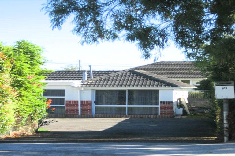 Photo of property in 21 Hall Grove, Ebdentown, Upper Hutt, 5018