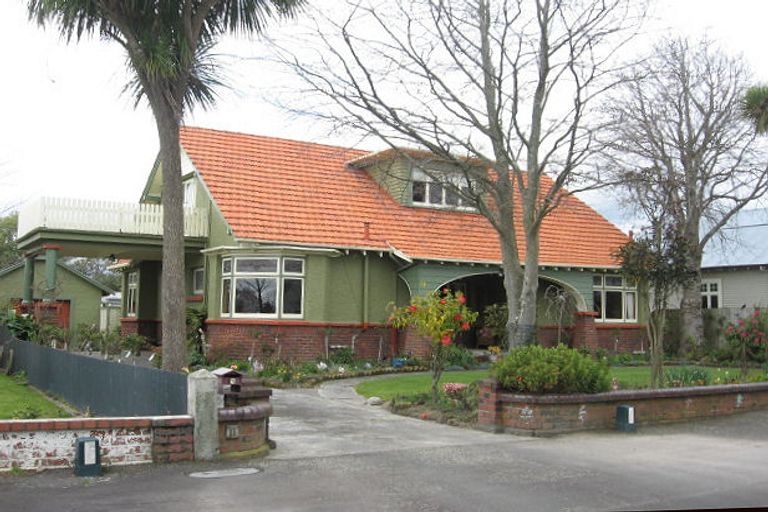 Photo of property in 11 Ngaio Street, West End, Palmerston North, 4412