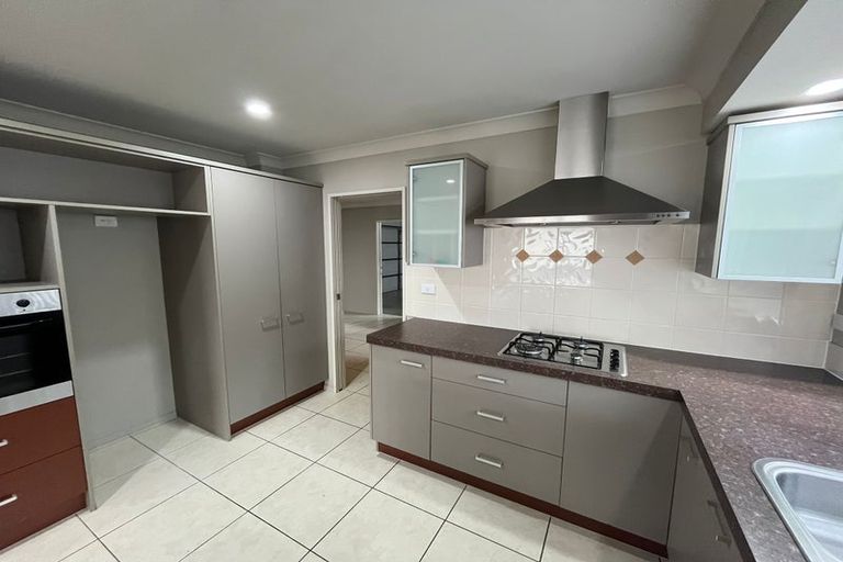 Photo of property in 66 Blackwood Drive, Wattle Downs, Auckland, 2103