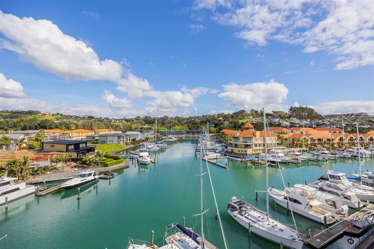 Photo of property in 68 Harbour Village Drive, Gulf Harbour, Whangaparaoa, 0930