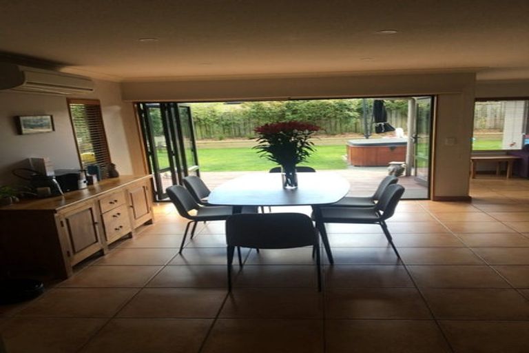 Photo of property in 33 Russell Robertson Drive, Havelock North, 4130