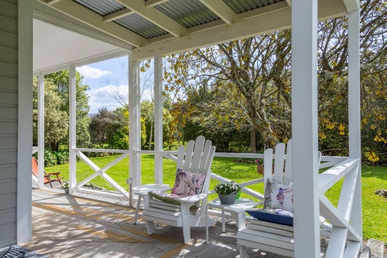 Photo of property in 1832 State Highway 2, Tauwharenikau, Greytown, 5794