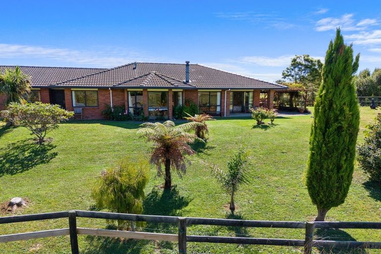Photo of property in 761 State Highway 1, Te Horo, Otaki, 5581