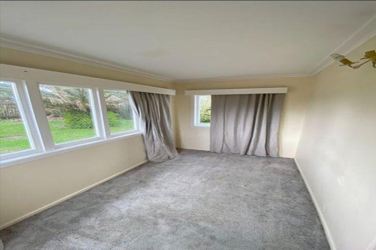 Photo of property in 1/3170 Great North Road, New Lynn, Auckland, 0600