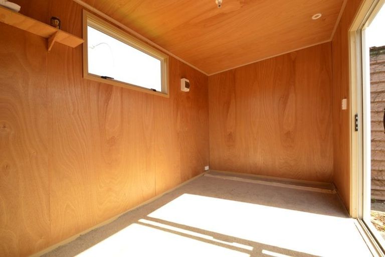 Photo of property in 5 Beatty Avenue, Manurewa, Auckland, 2102