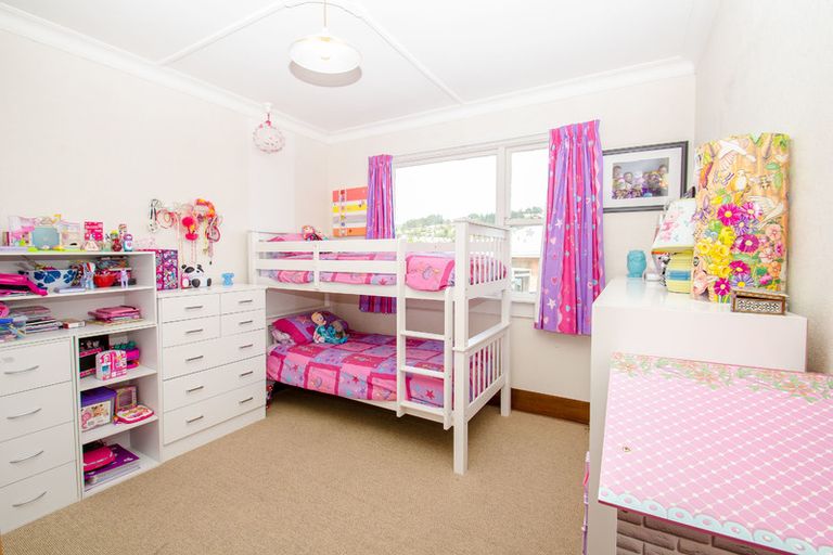 Photo of property in 25 Abbotsford Road, Green Island, Dunedin, 9018