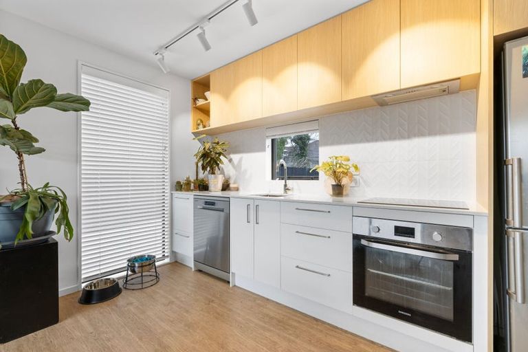 Photo of property in 1/27 Bartlett Street, Riccarton, Christchurch, 8011