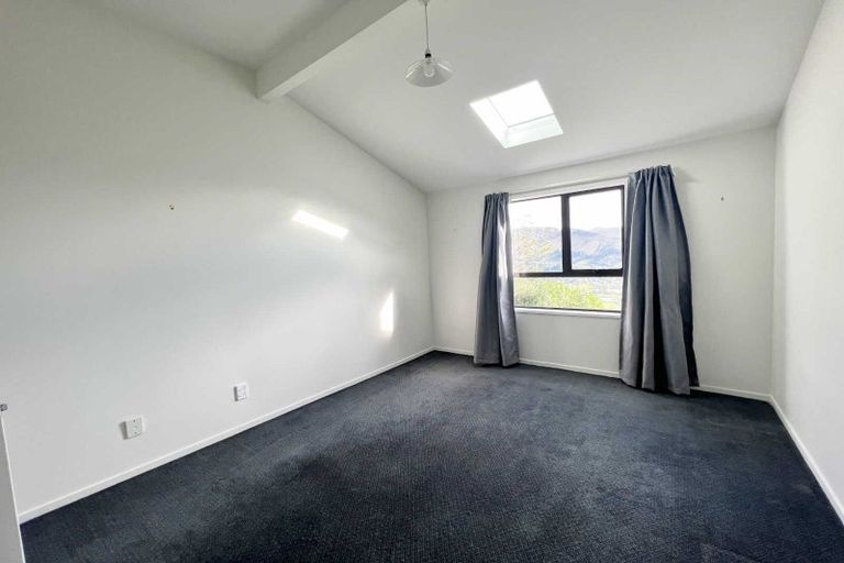 Photo of property in 17 Brigid Place, Mount Pleasant, Christchurch, 8081