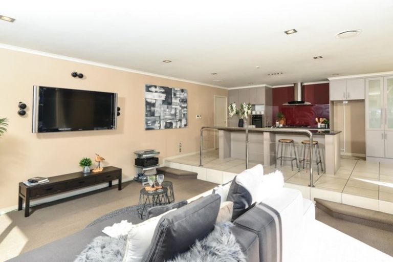 Photo of property in 52 Cate Road, Rototuna North, Hamilton, 3210