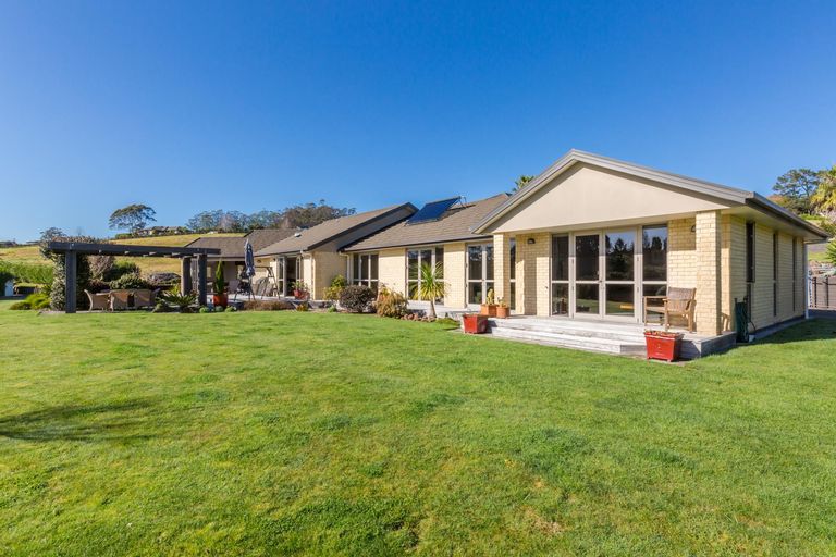 Photo of property in 11 Riverbank Drive, Kerikeri, 0230
