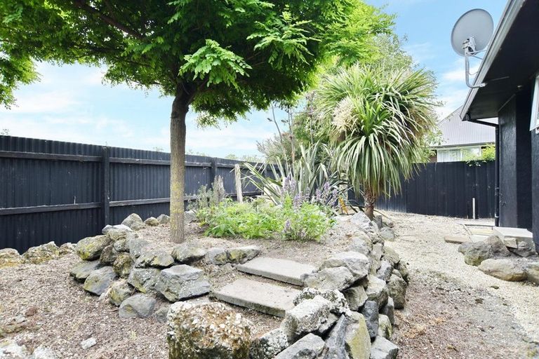 Photo of property in 2/91 Bayswater Crescent, Bromley, Christchurch, 8062