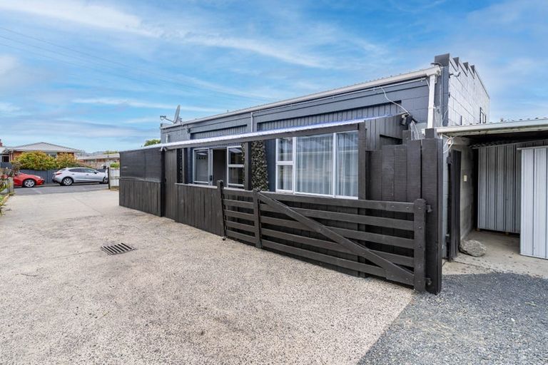 Photo of property in 56 Cutten Street, South Dunedin, Dunedin, 9012