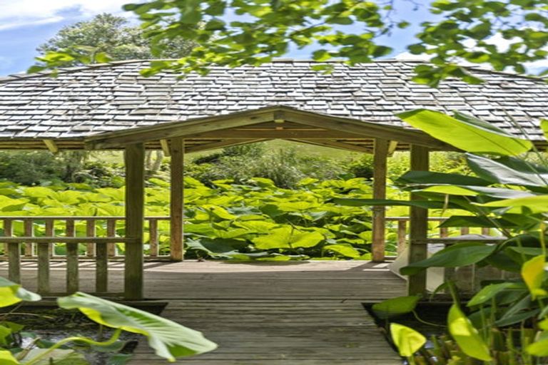 Photo of property in 247 Broomfields Road, Whitford, Howick, 2571