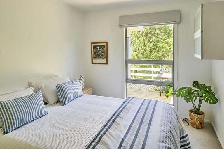 Photo of property in 25 Discovery Drive, Whitby, Porirua, 5024