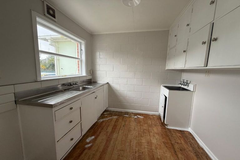 Photo of property in Oberon Flats, 48a Merton Street, Trentham, Upper Hutt, 5018