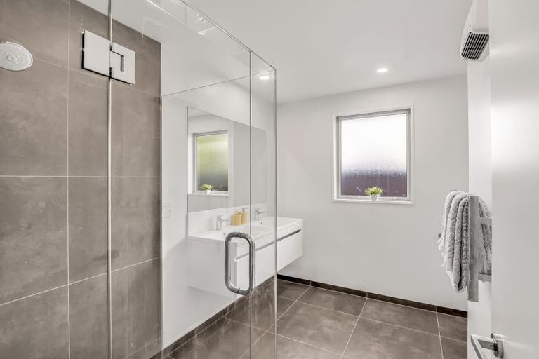 Photo of property in 15 Halswell Junction Road, Halswell, Christchurch, 8025