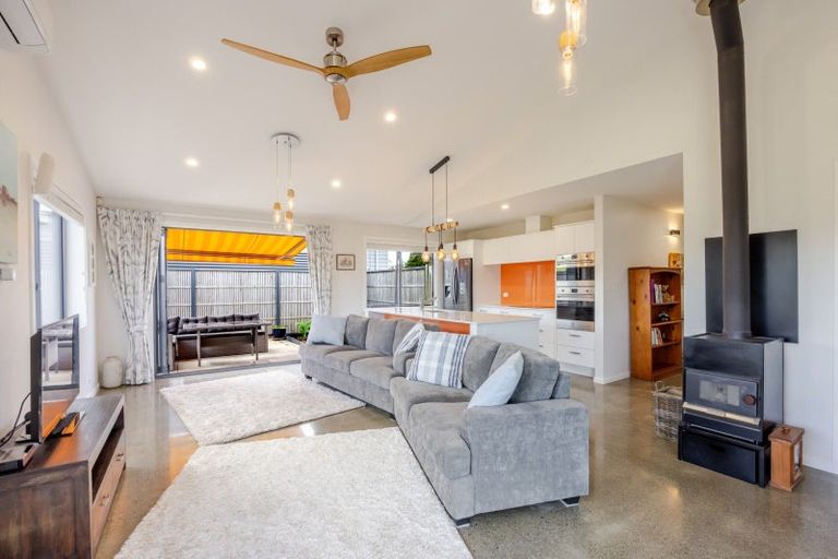 Photo of property in 8 White Road, Otane, 4202