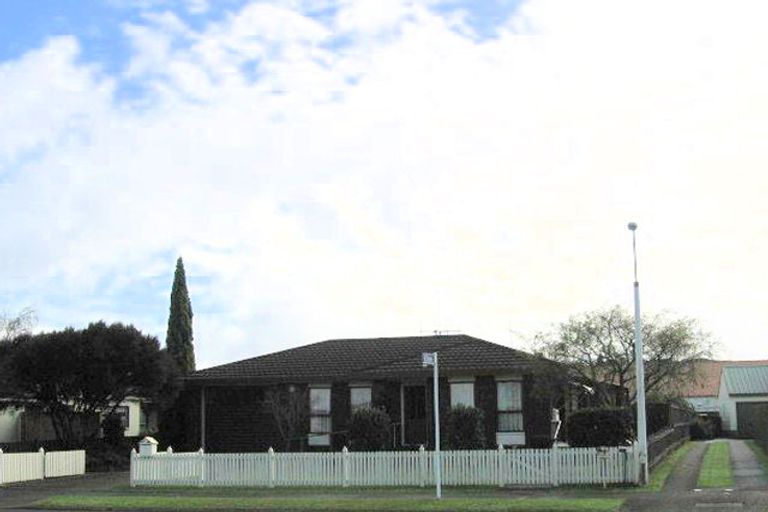 Photo of property in 12 Jasmine Avenue, Dinsdale, Hamilton, 3204