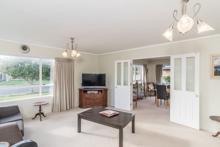 Photo of property in 19 Sunburst Court, Paraparaumu Beach, Paraparaumu, 5032