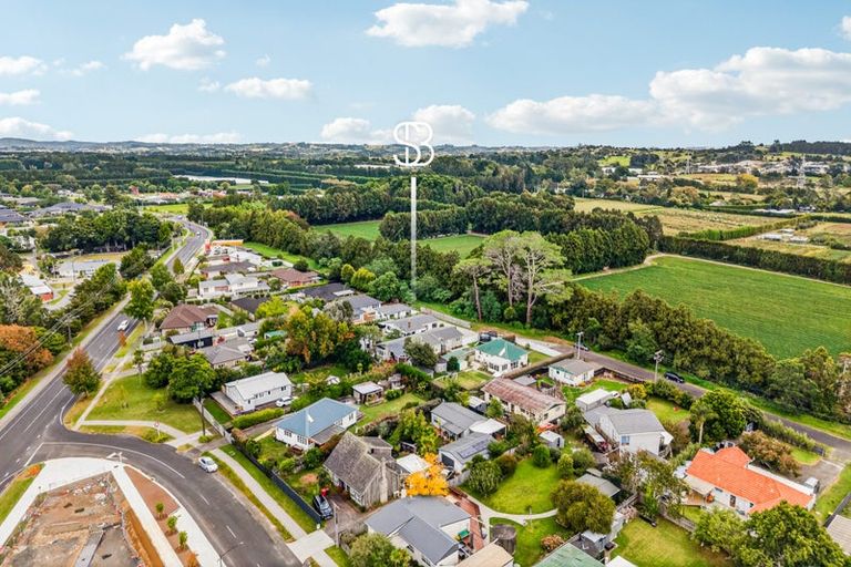 Photo of property in 53 Cambridge Road, Riverhead, 0820