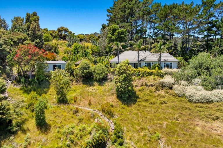 Photo of property in 789 Wilson Road, South Head, 0874