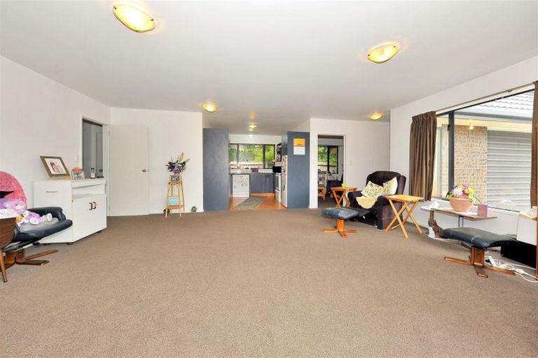 Photo of property in 22 Wyon Street, Linwood, Christchurch, 8062