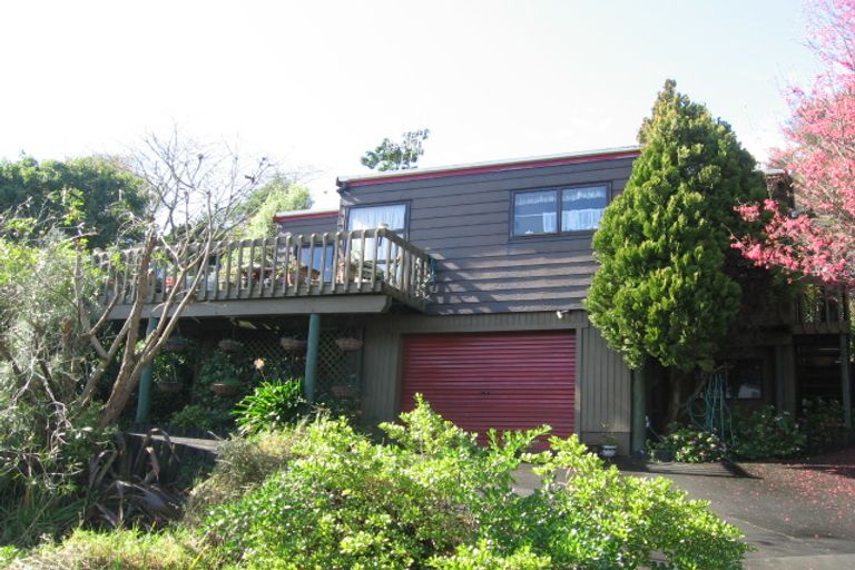 Photo of property in 11 Tikorangi Place, Morningside, Whangarei, 0110