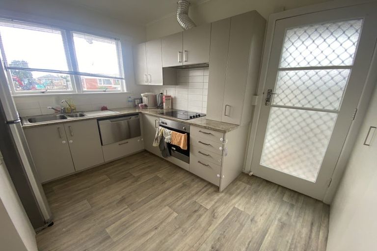 Photo of property in 42a Dale Crescent, Pakuranga, Auckland, 2010