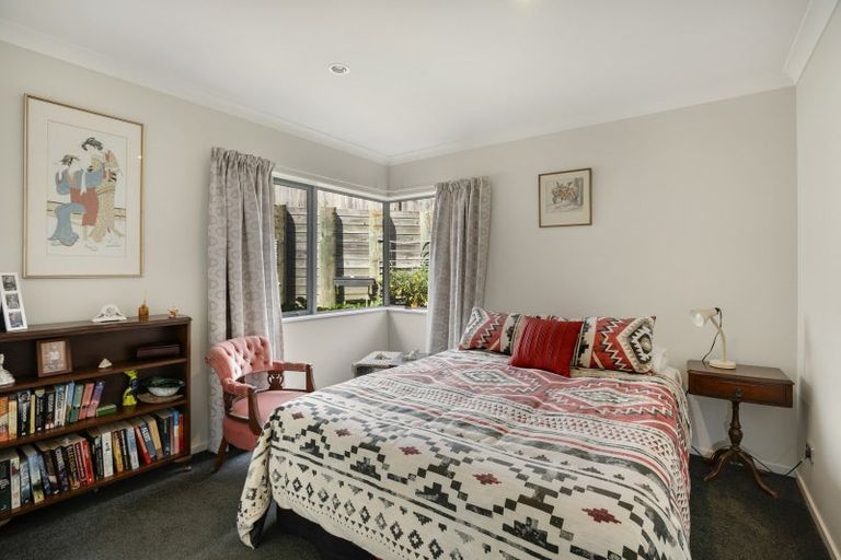 Photo of property in 3 Caterer Lane, Paraparaumu, 5032