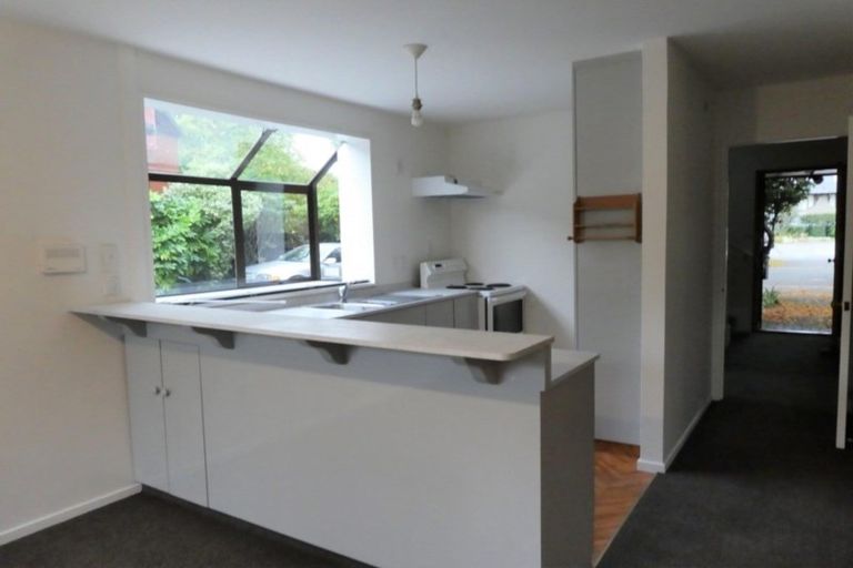 Photo of property in 2/27 Darvel Street, Riccarton, Christchurch, 8011